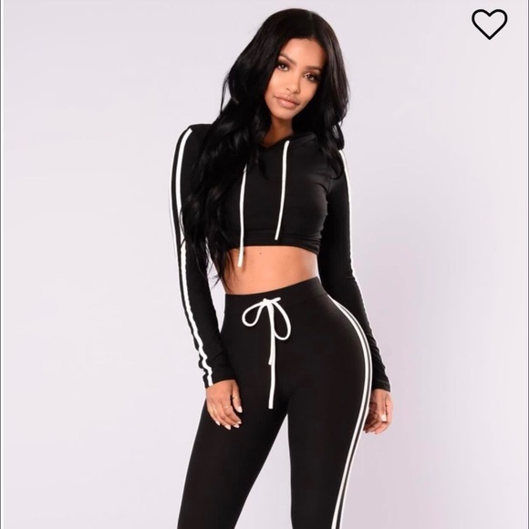 Fashion Nova Tennis Court Set - Picture 1 of 2